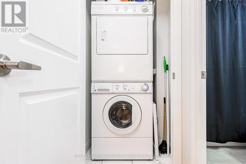 2206 - 5791 Yonge Street, Toronto, ON - Indoor Photo Showing Laundry Room