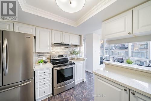 314 - 25 Cumberland Lane, Ajax, ON - Indoor Photo Showing Kitchen With Stainless Steel Kitchen