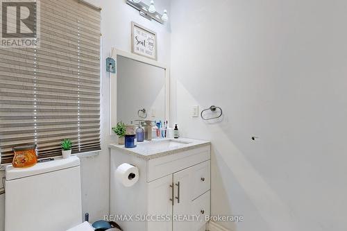 2211 Camilla Road, Mississauga, ON - Indoor Photo Showing Bathroom