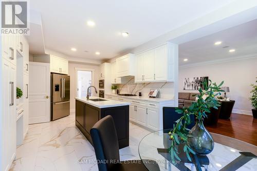 3862 O'Neil Gate, Mississauga, ON - Indoor