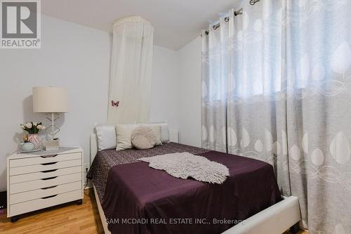 473 Samford Place, Oakville, ON - Indoor Photo Showing Bedroom