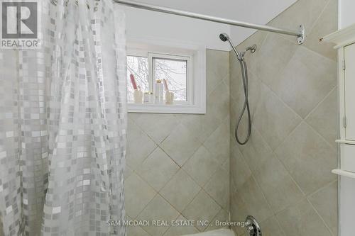 473 Samford Place, Oakville, ON - Indoor Photo Showing Bathroom