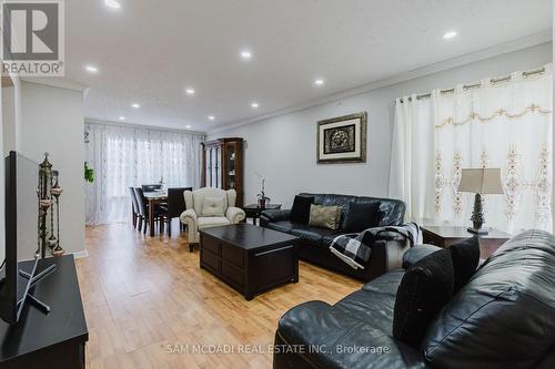 473 Samford Place, Oakville, ON - Indoor Photo Showing Living Room