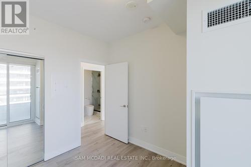 3702 - 20 Shore Breeze Drive, Toronto, ON - Indoor Photo Showing Other Room