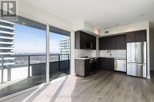 3702 - 20 Shore Breeze Drive, Toronto, ON - Indoor Photo Showing Kitchen