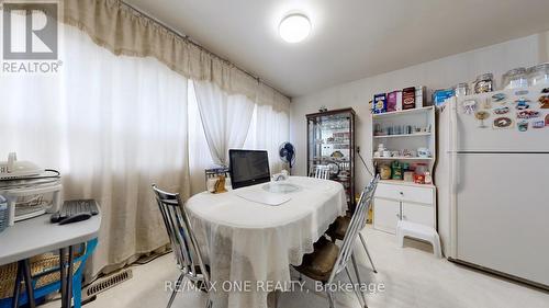 24 Streamdale Court, Toronto, ON - Indoor Photo Showing Dining Room