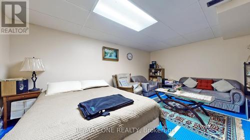 24 Streamdale Court, Toronto, ON - Indoor