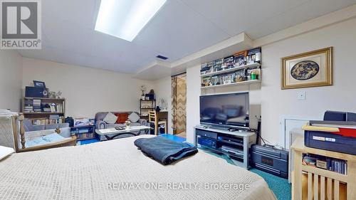 24 Streamdale Court, Toronto, ON - Indoor