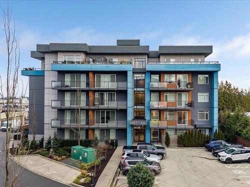 201-6544 Metral Dr, Nanaimo, BC - Outdoor With Facade