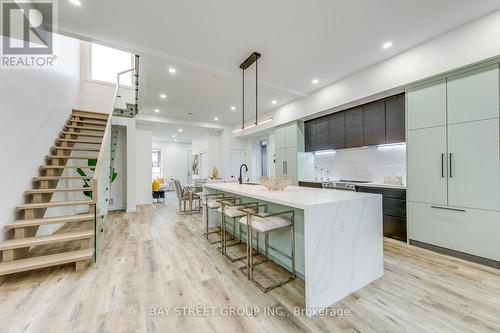 20 Rochdale Avenue, Toronto, ON - Indoor Photo Showing Kitchen With Upgraded Kitchen