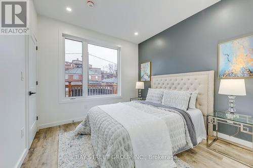 20 Rochdale Avenue, Toronto, ON - Indoor Photo Showing Bedroom