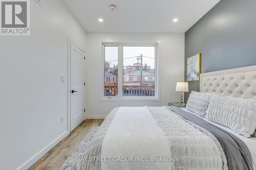 20 Rochdale Avenue, Toronto, ON - Indoor Photo Showing Bedroom