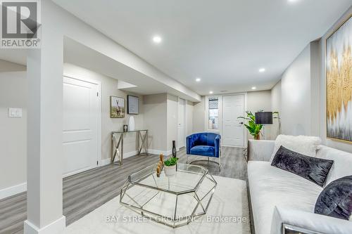 20 Rochdale Avenue, Toronto, ON - Indoor