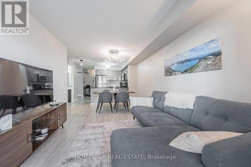 717 - 1070 Sheppard Avenue W, Toronto, ON - Indoor Photo Showing Living Room