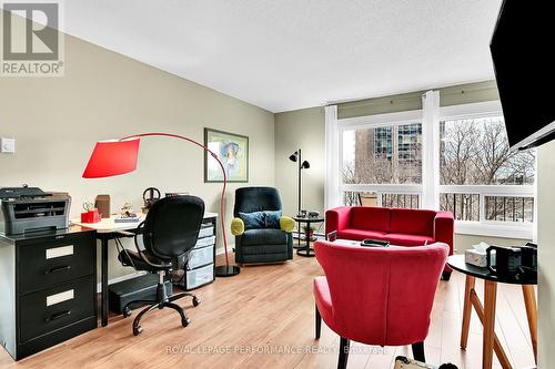 409 - 158A Mcarthur Avenue, Ottawa, ON - Indoor