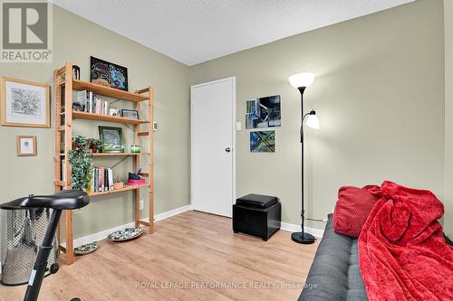 409 - 158A Mcarthur Avenue, Ottawa, ON - Indoor Photo Showing Bedroom