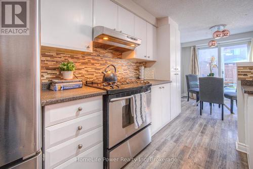 83 Bridlewreath Street, Kitchener, ON - Indoor Photo Showing Kitchen