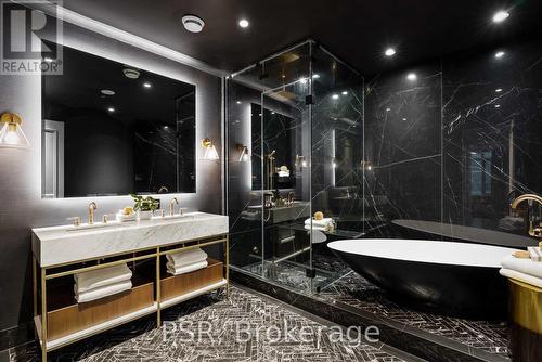 5101 - 311 Bay Street, Toronto, ON - Indoor Photo Showing Bathroom