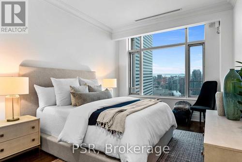 5101 - 311 Bay Street, Toronto, ON - Indoor Photo Showing Bedroom