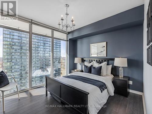 2105 - 103 The Queensway, Toronto, ON - Indoor Photo Showing Bedroom