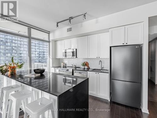 2105 - 103 The Queensway, Toronto, ON - Indoor Photo Showing Kitchen With Upgraded Kitchen