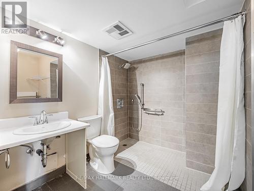 310 - 1140 Parkwest Place, Mississauga, ON - Indoor Photo Showing Bathroom