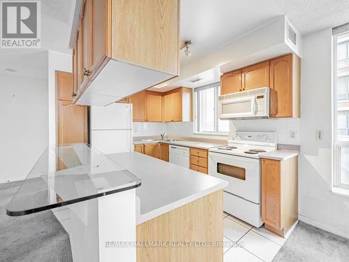 310 - 1140 Parkwest Place, Mississauga, ON - Indoor Photo Showing Kitchen