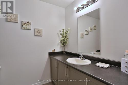 63 Saddlebrook Court, Kitchener, ON - Indoor Photo Showing Bathroom