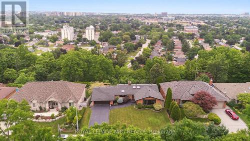 33 Leslie Drive, Hamilton, ON - Outdoor With View