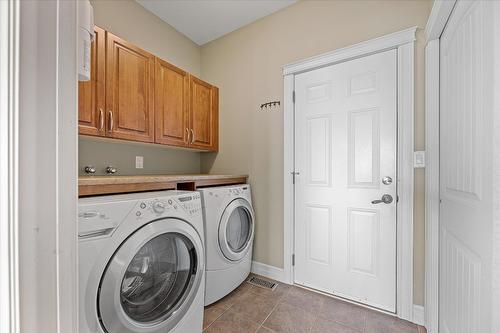 1998 Cornerstone Drive, West Kelowna, BC - Indoor Photo Showing Laundry Room