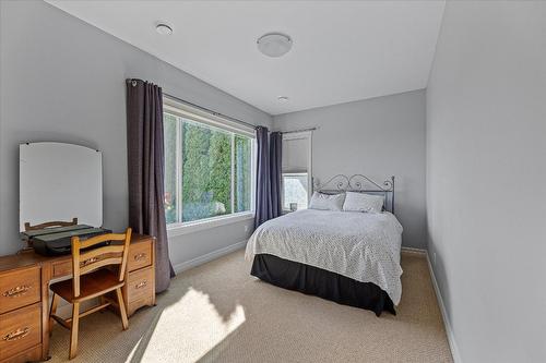 1998 Cornerstone Drive, West Kelowna, BC - Indoor Photo Showing Bedroom