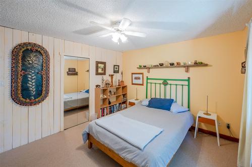 830 Three Mile Road, Penticton, BC - Indoor Photo Showing Bedroom