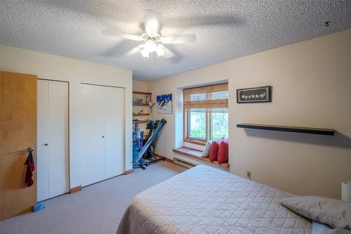 830 Three Mile Road, Penticton, BC - Indoor Photo Showing Bedroom