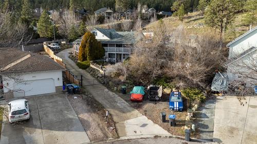 1819 Millard Court, Kelowna, BC - Outdoor