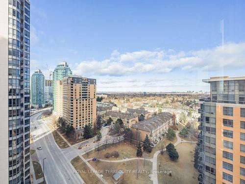 1719-15 Northtown Way, Toronto, ON - Outdoor With View