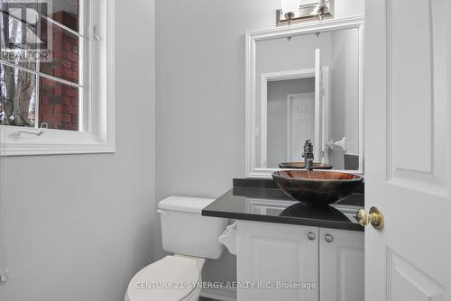 24 Avonhurst Avenue, Ottawa, ON - Indoor Photo Showing Bathroom