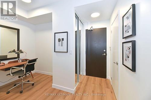 824 - 231 Fort York Boulevard, Toronto, ON - Indoor Photo Showing Office