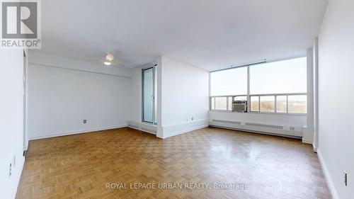 1102 - 60 Pavane Linkway Way, Toronto, ON - Indoor Photo Showing Other Room