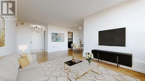 1102 - 60 Pavane Linkway Way, Toronto, ON - Indoor Photo Showing Living Room