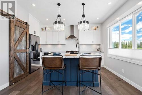 1 Toal Close, Red Deer, AB - Indoor Photo Showing Kitchen With Stainless Steel Kitchen With Double Sink With Upgraded Kitchen