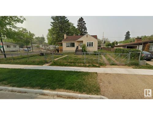 12310 76 St Nw, Edmonton, AB - Outdoor