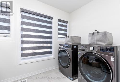 55 Yale Drive, Hamilton, ON - Indoor Photo Showing Laundry Room