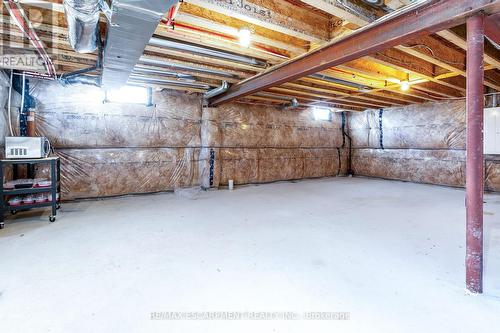 55 Yale Drive, Hamilton, ON - Indoor Photo Showing Basement