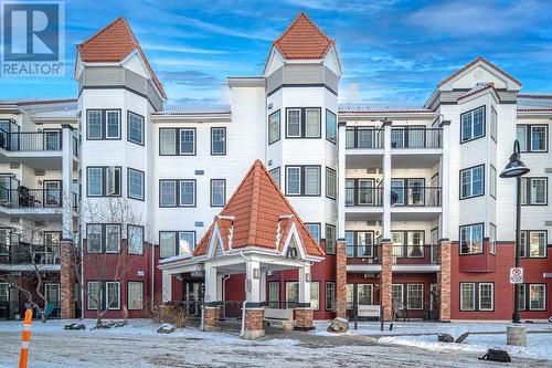 401, 70 Royal Oak Plaza Nw, Calgary, AB - Outdoor With Facade