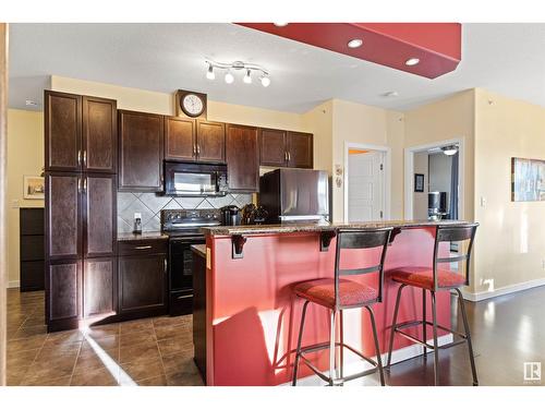 #467 11517 Ellerslie Rd Sw, Edmonton, AB - Indoor Photo Showing Kitchen