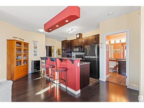 #467 11517 Ellerslie Rd Sw, Edmonton, AB - Indoor Photo Showing Kitchen