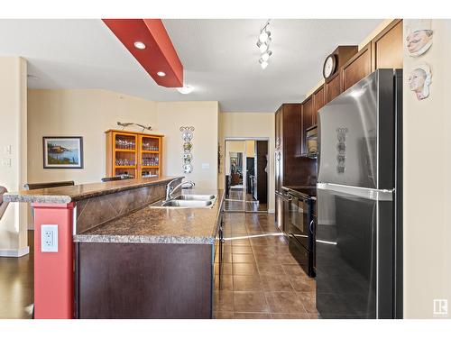 #467 11517 Ellerslie Rd Sw, Edmonton, AB - Indoor Photo Showing Kitchen With Double Sink