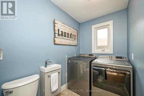 6769 Deer Run Place N, Ottawa, ON - Indoor Photo Showing Laundry Room