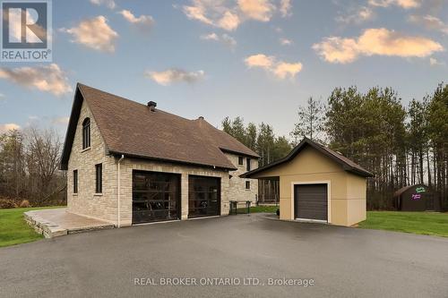 6769 Deer Run Place N, Ottawa, ON - Outdoor