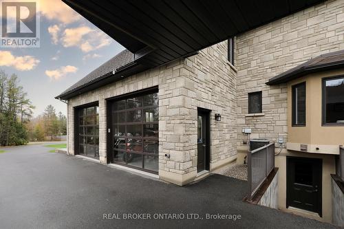 6769 Deer Run Place N, Ottawa, ON - Outdoor With Exterior